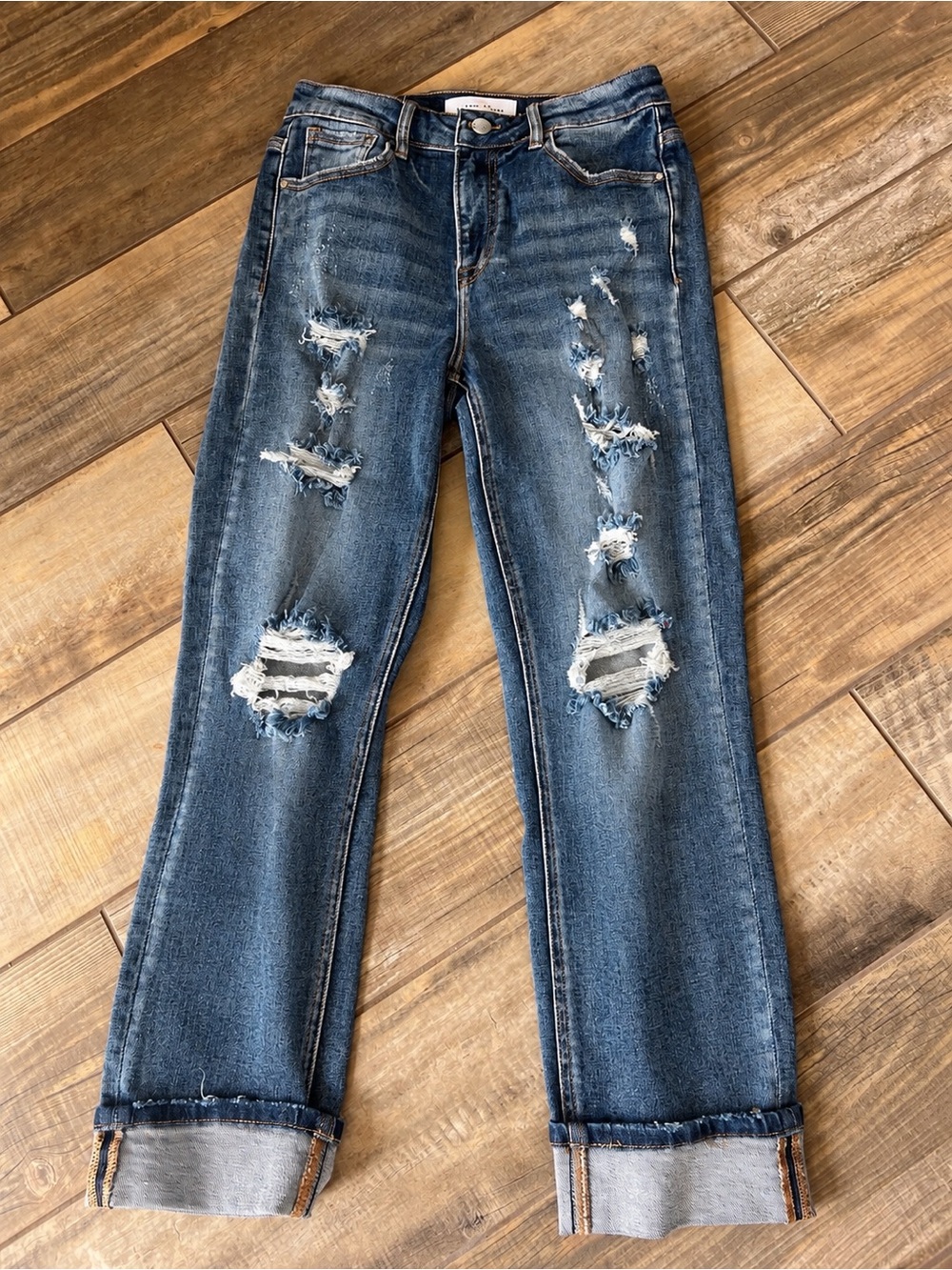 Risen Boyfriend Distressed Jeans in Dark Blue - Women